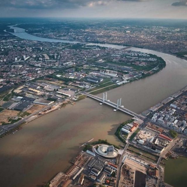 PONT JACQUES CHABAN-DELMAS à Bordeaux GM Qualité
